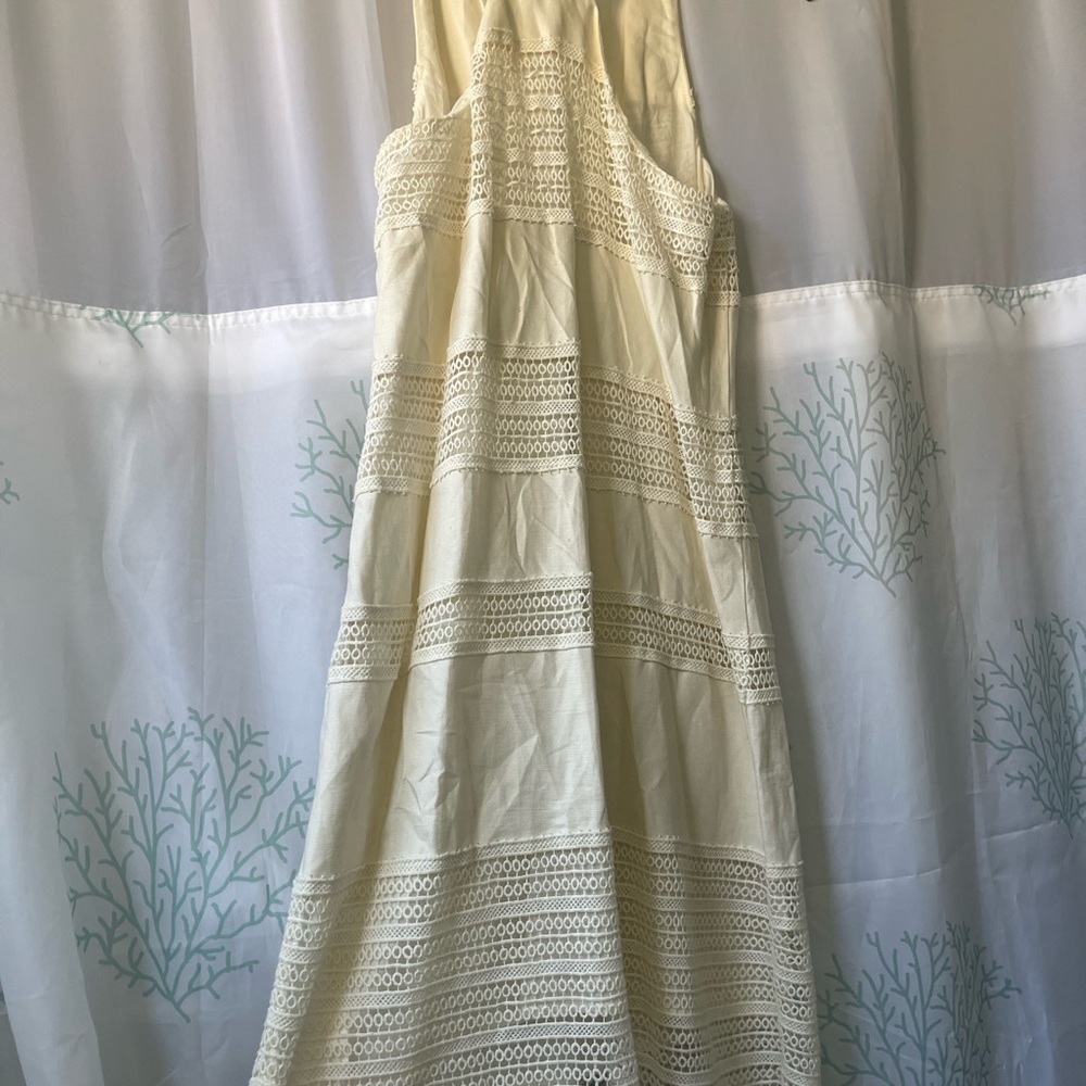 Beautiful Loft Halter Dress - Picture 2 of 7